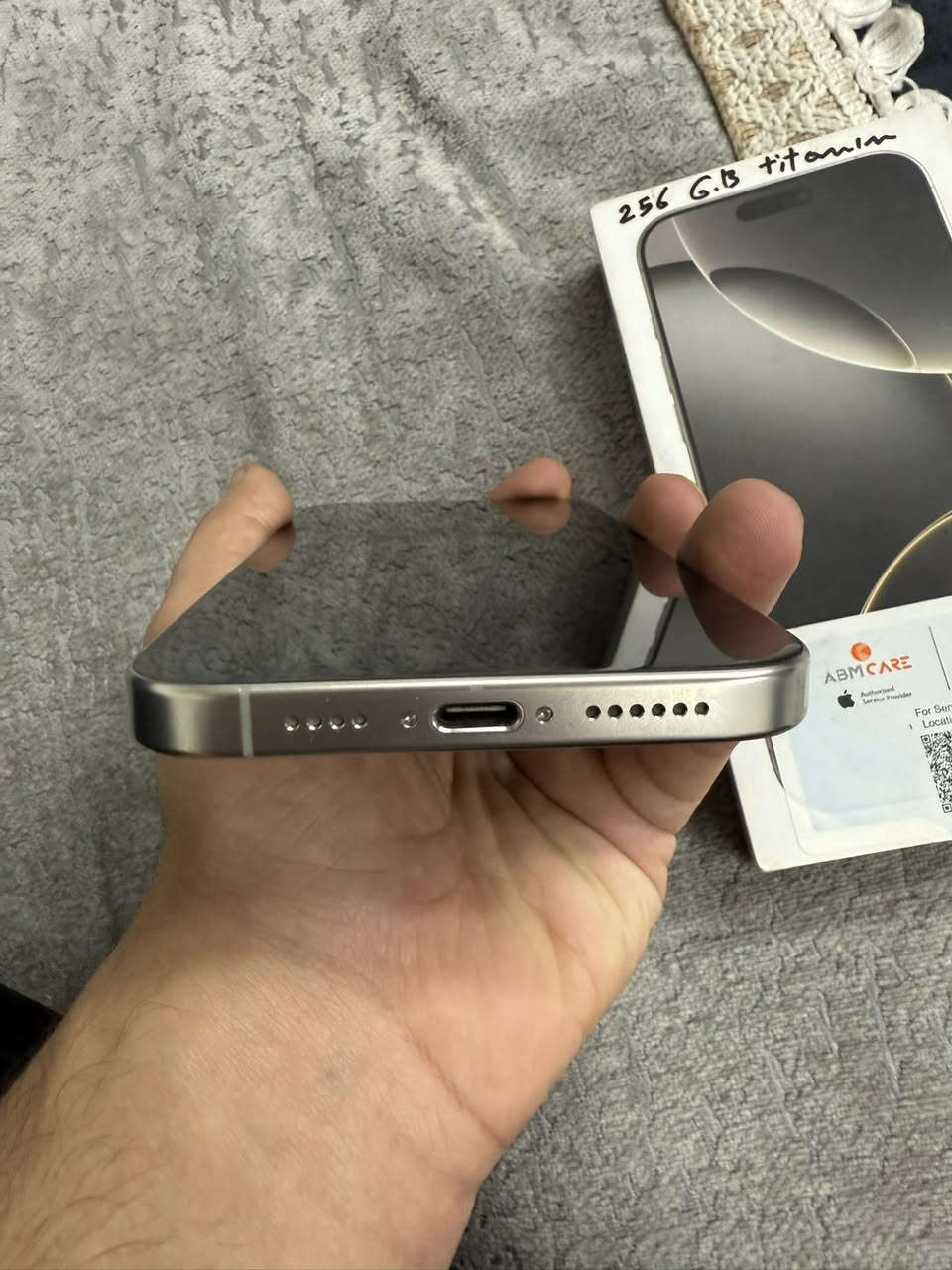 السلام عليكم
للبيع ايفون 16 برو ماكس تيتانيوم
ذاكره 256 
بطلريه 93
وتر بروف الجهاز مكفول 
السعر 1350 الف مجال بسيط
مكاني بغداد مجمع الصالحيه 
***********
