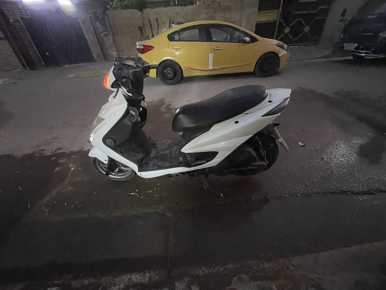 السلام عليكم دراجه سكنس لد للبيع دراجه ياباني خطين ستان حساس دراجه اي قص مابيها مكينه برغي ممفتوح تعال كلب وشوف جيب فيتر وياك إذا تريد الدراجه ٩٥٠وبيه مجال للشراي رقم الهاتف ***********اي استفسار موجود خاص و واتساب
