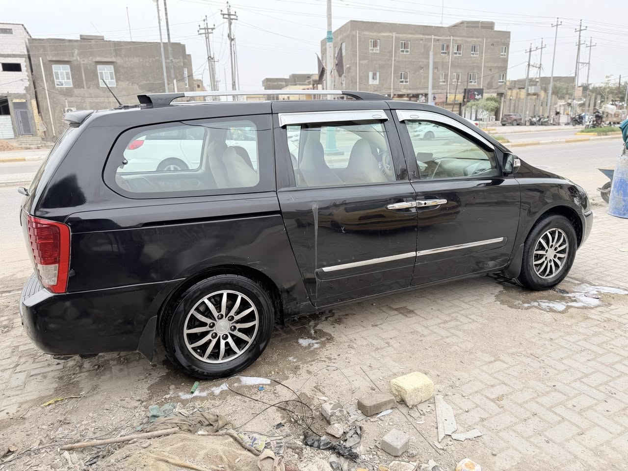 سلام عليكم  كرنفال سيدونه موديل ٢٠١٢سيار كير ومكينه خير من الله حداديه نص عمر سعرها ١٥٠وبيه مجال كلش بصيط حادثها تبديل قلق الجنطه ستفسر اكثر اتصل عل رقم ***********
