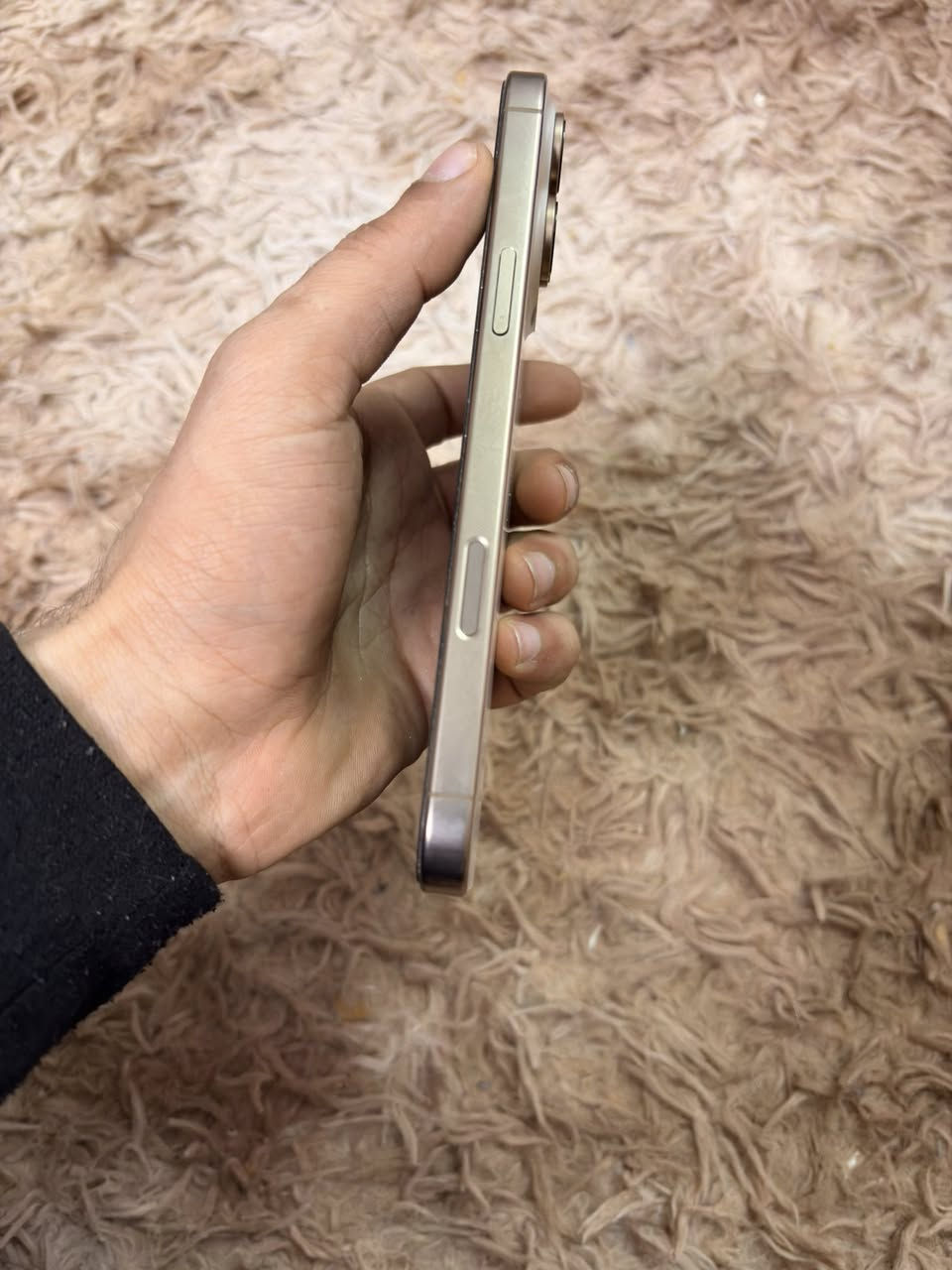 آيفون ١٦ برو ماكس ذهبي ذاكرة ٢٥٦ بطاريه ٩٢ كارتونه وغراض كامله داخل الضمان واتساب
***********
