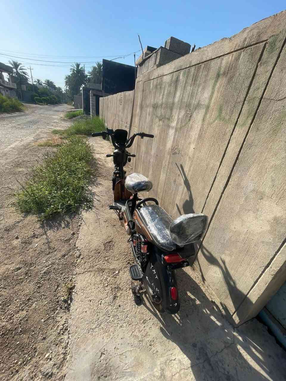 السلام عليكم بايسكل شحن للبيع كله كامل بس بدون بطاريات مكان ديالى بعقوبه السعر ١٢٥ بي مجال التواصل عل خاص أو رقم ***********
