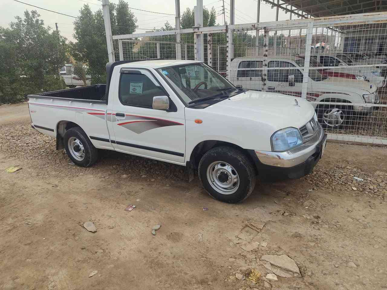 سلام عليكم بيكم تك نيسان موديل 2014 مكفوله كفاله عامه سنويه مجدده رقم بصره سعر 130 وبيهى مجال  الهاتف ***********
