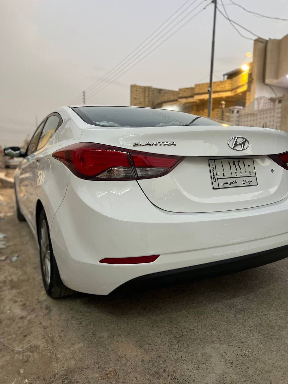 سلام عليكم 
النتره ٢٠١٦ خليجي
مكينه ١٨٠٠
سياره كير مكينه خير من الله بدي كفاله عامه ماعده كد اربع اصابع بارد 
دعميات بلاديه
بيهه شخوط بسيطه 
سياره فتحه تحكمات ستيرن 
سعر ١٣٥ او بيهه مجال شي بسيط
الرقم الاماني ميسان باسمي 
***********
