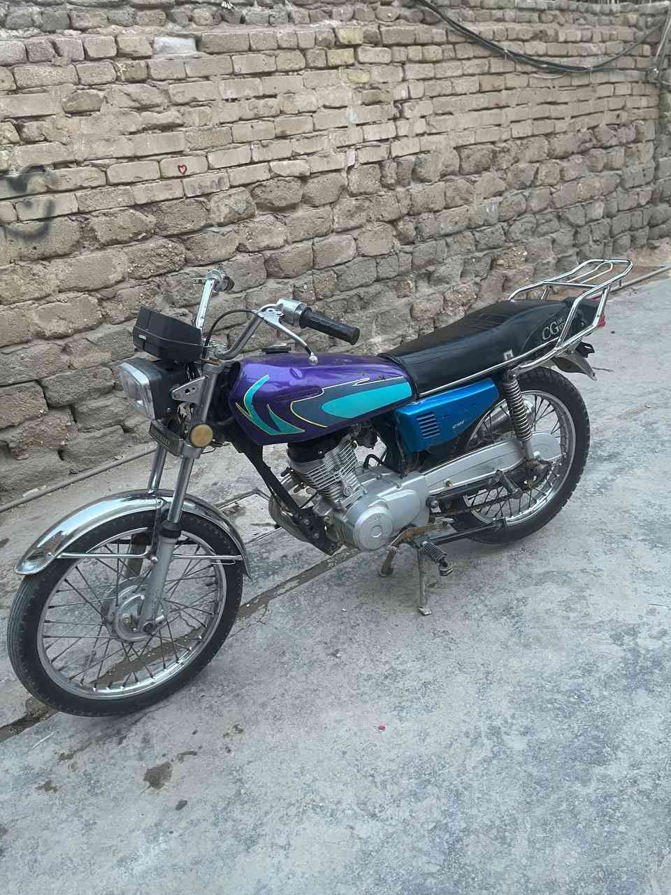 سلام عليكم اربعه كير  كلك كلك للبيع سعر 300 وبيه مجال شلعه فول مكاني كربلاء حي عامل


**إذا كنت صاحب هذا الإعلان وتريد حذفه لأي سبب، رجاءا أرسل رسالة إلى الدعم الفني**