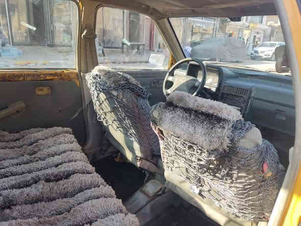 اسلام عليكم سايبه رقم بغداد الماني موديل2011 كير ومحرك خير من الله تايرات انضاف باتري جديد شواصي وضع شركه انضاف سياره جاهزه وتمشي وخير من الله مال شغل سنويه ضايعه وراعيها ماندله قفط اتكفل سرقه وعشاير السعر ٨ ورقات لحد يكسر  بحلال الناس السوك كلشي بي  اتصال ***********
