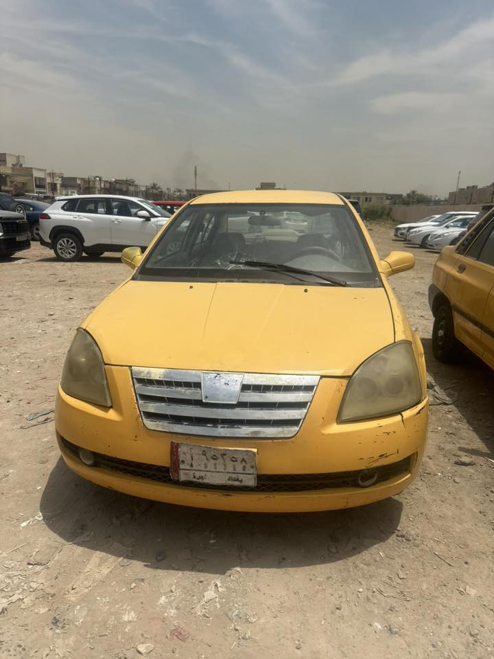 شيري محرك ابو جف كير اوتماتيك مكفولات بسمي سياره جاهزه ابيع بس تحويل هيئه عليها ما اعرف كوم حديد بس تحويل ام وكاله سعر 16بغداد الغزاليه صدر امامي خلفي جديد ‭0778 333 5968‬
