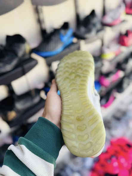 باله أصلي فول نضافه تجدونه في تجهيزات العميد الرياضيه العنوان كربلاء حي العامل المنطقة الرابعه تقاطع شارع المركز مجاور صيدلية القدس رقم الهاتف ***********
خدمة توصيل كافه محافظات العراق الاستفسار خاص

السعر 35 مع التوصيل 

قياس 43
