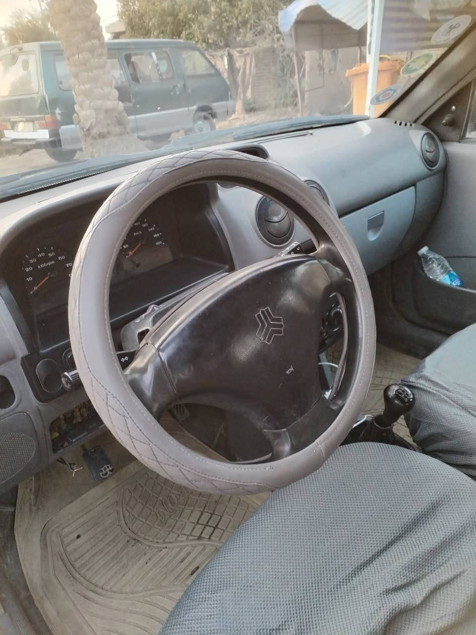 السلام عليكم للبيع سايبا 2012
كير مكينه مكفول
حداديه جديده
تخم تاير
تدفئه شغاله تبريد منقص غاز فقط
هزه جديده كبل تحويل فقط
رقم كربلاء انكليزي
تراي يخبل ماناقصه اي شي
بيه قطع صبغ بس اكلك مصبوغه حزام
المكان كربلاء
الشراي كبل عقد مروري المايحول لايخابر رجاءا
السعر 32وبيه مجال بسيط 
للاستفسار ع***********
