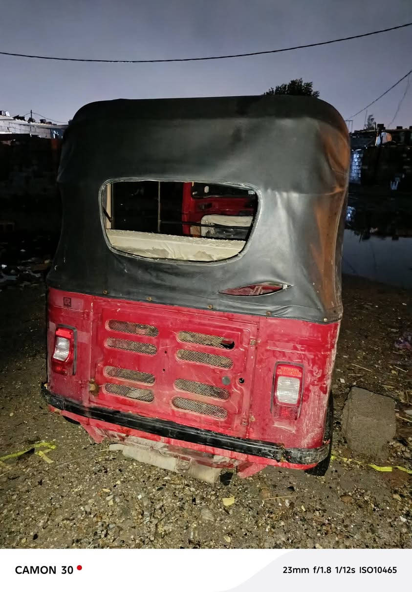 تكتك كراون موديل 19 وراق اصولي شرط
مكينه ناعمه جاهزه للشغل مال عيشه السعر 2200 بيها مجال بصيط بغداد قرب صيطره الشعب
