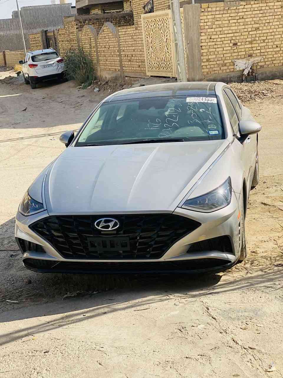 السلام عليكم سوناتا2023سبورت دخول جديد بسمي حره حادثه نص جاملغ خلف السايق وتبديل دعاميه فقط السياره فتحه تحكمات انضمه قياده رادارات سياقه ذاتيه ماشيه ١٧ الف بعده بحاله الوكاله مكاني حله الشراي يتصل وبي خير ويدلل ***********
