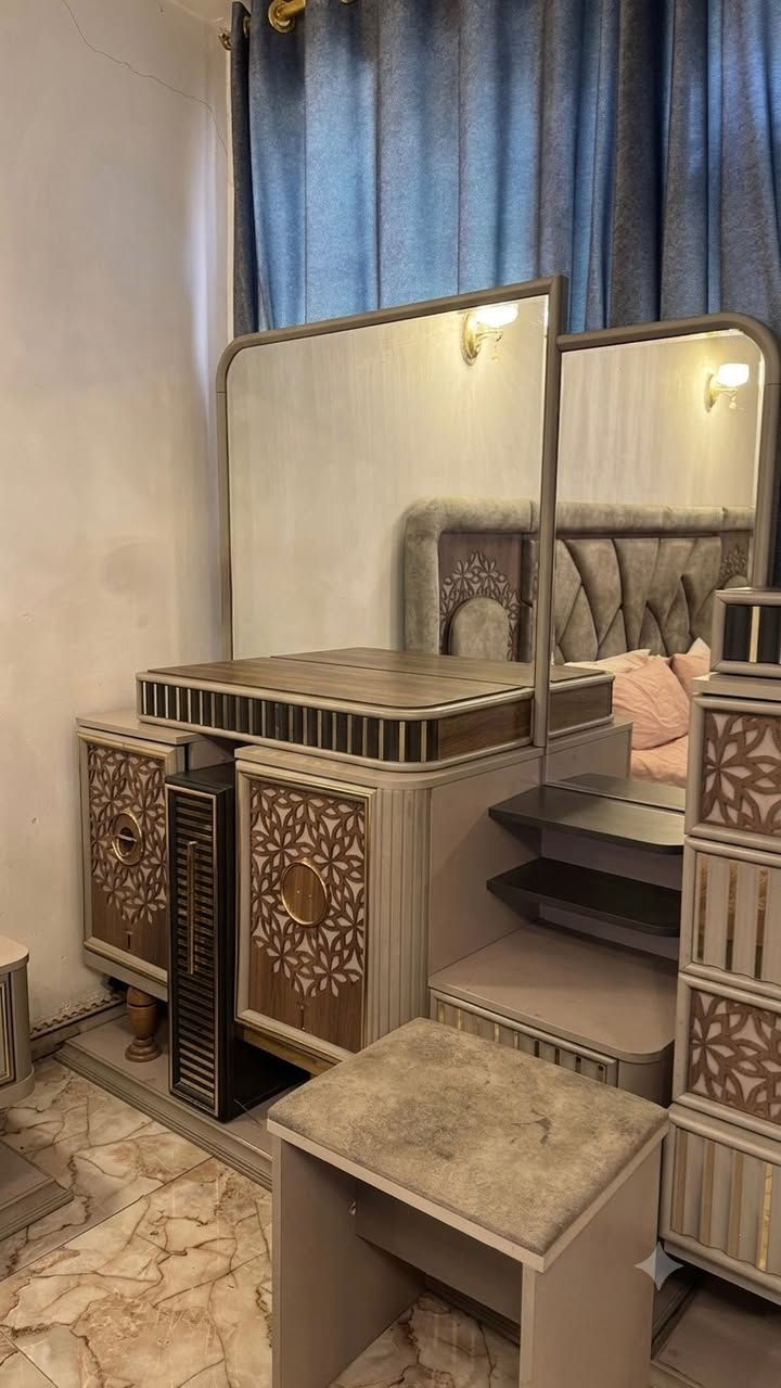 للبيع مكان بغداد ***********
