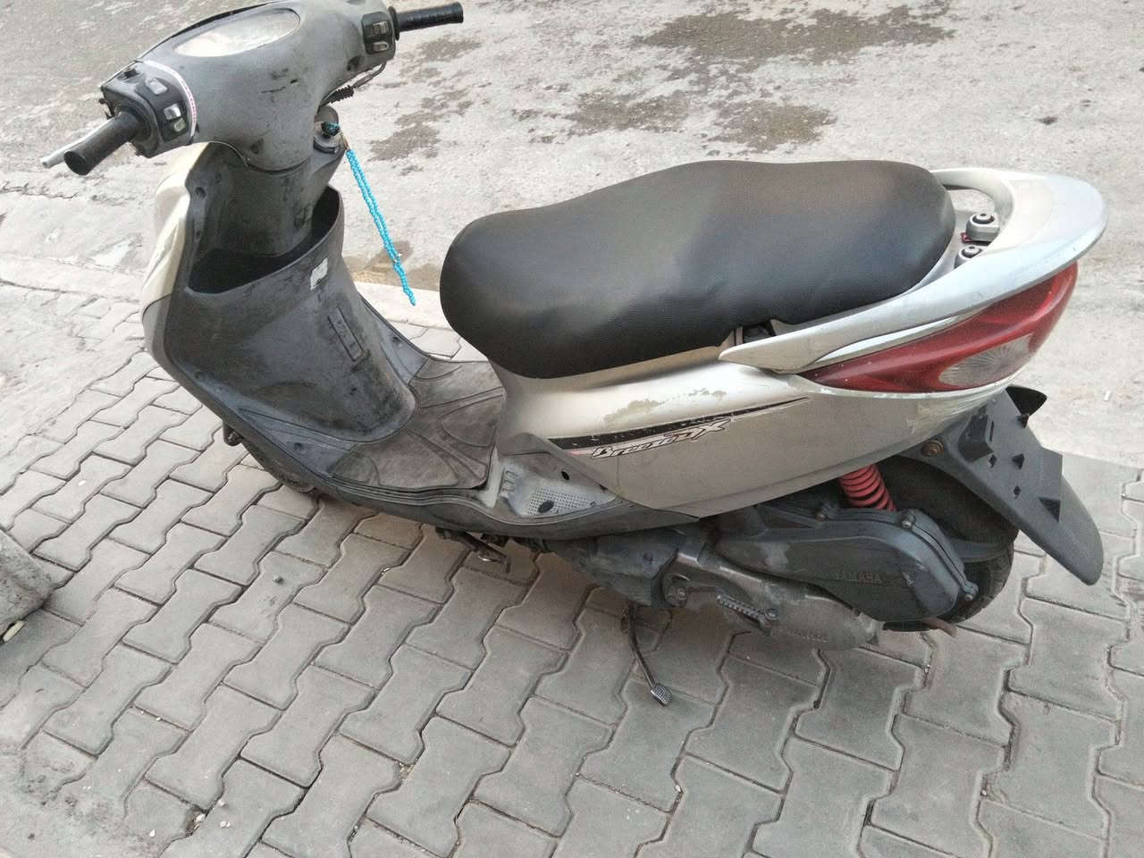 سلام عليكم ابريز 140 دراجه جديده مال رمبه صالهه 5اشهر من نازله درجه كلهه عله بلاد مكينه ما مفتوحه كفرات كلهه ختم واحد عارضهه 650 وبيهه مجال قليل بغداد شعب رقمي ***********

