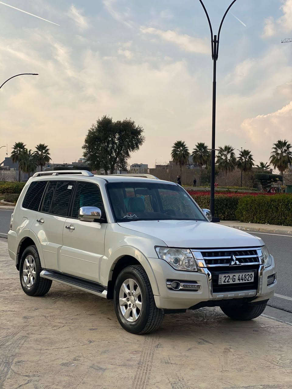 للبيع 
باجيرو ٢٠١٦ 
نص مواصفات 
بدون صبغ 
فقط بيها مكانين تعديل صغير 
كير و محرك كل بشرط 
دبل اكسل 
رقم اربيل 
سنوية و رقم كل جديد 
مكاني اربيل 
سعر ١٨٨ بيها مجال بسيط 
*********** واتس اب أربيل, العراق
