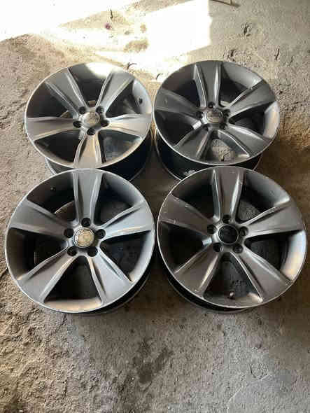 سلام عليكم ويل جارجر sxt حجم ١٨ ما بي لا فطر ولا عواج  اصلي سعره ٣٠٠ وبي مجال مكان بصره العاليه للاستفسار ***********
