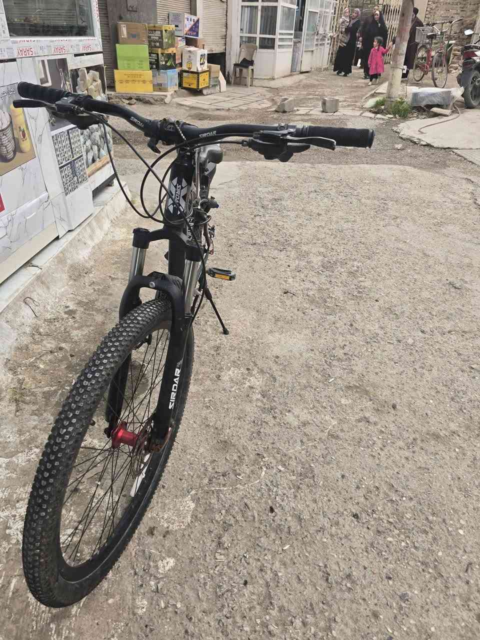 يالله السلام عليكم دراجه هوائية للبيع نضيف جدا السعر 175 وبي مجال
الرقم/***********
