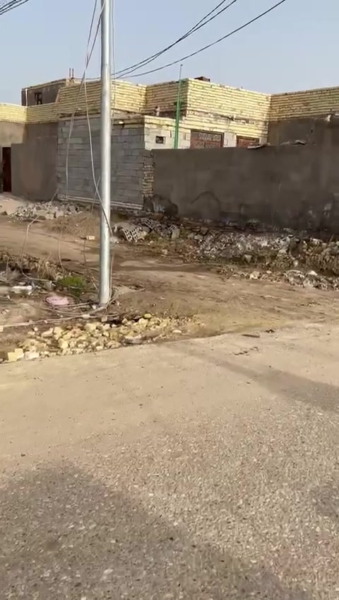 رباط جاهز للبناء مسلح مدفون
منطقة نزلت ال دخان 
المساحه ٢٠٠ م
الاستفسار ***********
