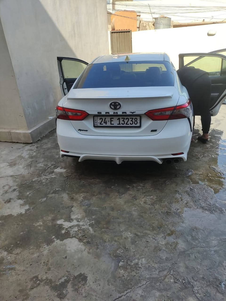 كامري فول مواصفات  موديل ٢٠١٨ كلين وارد امريكي بدون ضرر . شرط شركة  ..
السعر ( ٢٠٥ ) .. للاستفسار ( *********** _  *********** )
