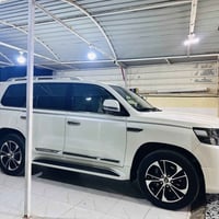 لاندكروز • ٢٠٢١ • ١٠٠ الف