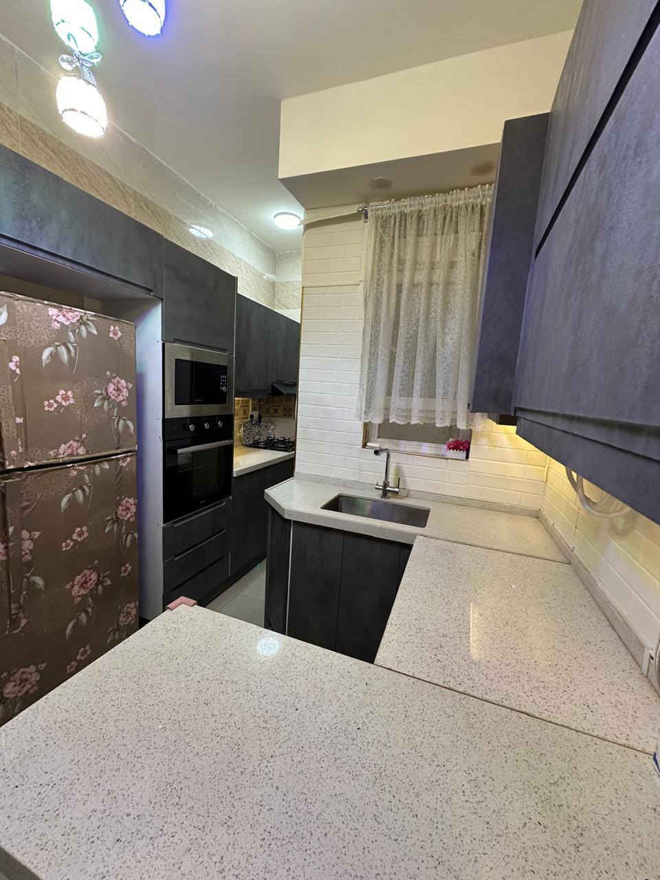🏠 شقة للإيجار في الأعظمية
شقة مميزة للإيجار في الأعظمية – شارع الضباط، ضمن بناية حديثة وموقع هادئ وقريب من جميع الخدمات.

📐 المساحة: 114 متر مربع
🏢 الطابق الثالث
🛋️ مؤثثة بالكامل
📍 الموقع: الأعظمية – شارع الضباط – بناية الغيث

مناسبة للعوائل وتتميز بموقع راقٍ وسهولة الوصول إلى الأسواق والخدمات.

📞 للاستفسار والتواصل:
***********
