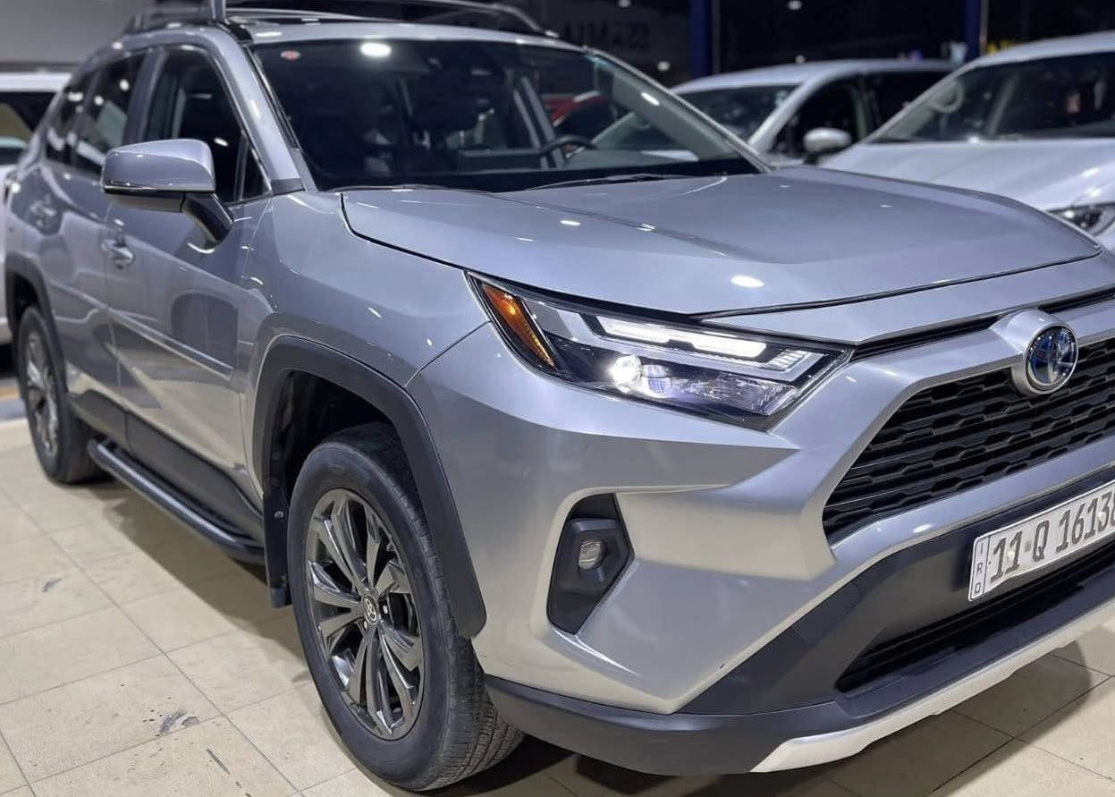 يالله
السلام عليكم راف فور وارد امريكي 
فئه XLE بريميوم  

                الون :  ( سلفر )

           حجم المكينه :  2500 هايبرد

المسافه المقطوعه :   ١٩ الاف ميل    

الضرر : تبديل جاملغ وطرف البنيد 
فقط

الايرباك : استيرن فقط 

#مواصفاتها

1. شاشه 

2.كامرا

3.هند بريك بصمه

4.كشنات جلد

5.فتحه

6.ويل كب

7.بصمه

8. كيجات دجيتل

9.قطعتين تبريد 

10.شحن وايرليس

11.كشنات كهرباء

12.صندوك كهرباء

13.كشافات

14.هيترات بالكشنات

15.لايتات لد + زنون

16.حساسات خلفي امامي 

17.رادارات 360

18.اشاير بالمري

19.اناره داخلي بالدشبول والبيبان

20. بك لايت لد

21. ⁠مرقبة نقطة عمياء 

22. ⁠كشن سائق خزن ميموري 

23. ⁠تدفئه بلكشنات 

24. ⁠تدفئه بالستيرن 

25. ⁠فور ويل

تفاصيل اكثر هذا رقمي .***********  تحياتي

مكاني النجف الاشراف
