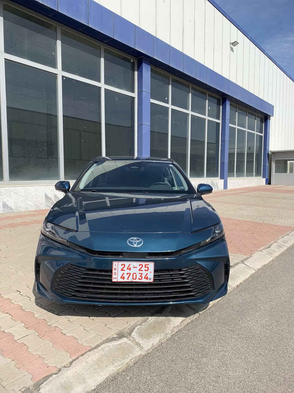 تيوتا كامري هايبريد2025 LE
سياره حيل نظيفه 
سياره كلين 
فقد تعديل بارد راس بوند 
ماشيه 30الف 
سعر 225وره قه 
رقم موبايل ***********
