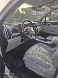 سورنتو ٢٠٢٥ وارد خليجي مكفول زيرو بأسمي ماشيه 22 الف مواصفات  ________...