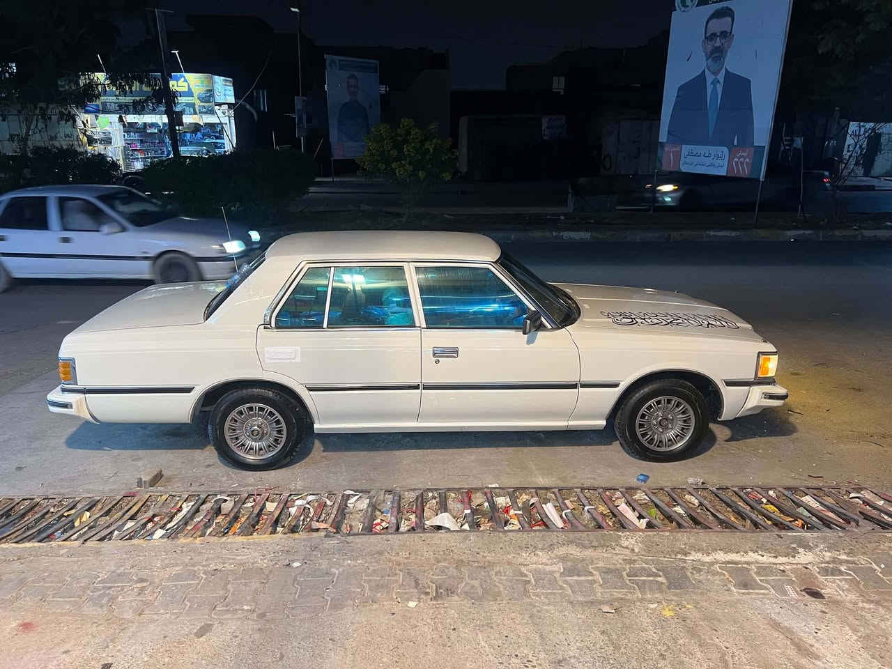 السلام و عليكم
سوبر موديل ٨٢
رقم كركوك مشروع وطني لل ٢٨
شرط التحويل
دفتر بنزين بي 
كير محرك بطه ٣٠٠٠
تبريد شرط ثلج 
صبغ عام جماليه
سياره كلش نضيفه
سعر ٥٢ مجال حك الجيه
مكان كركوك***********
