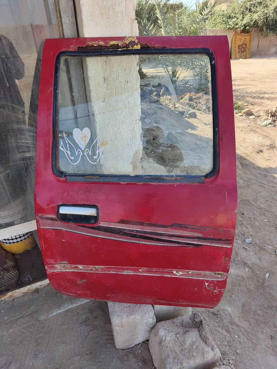 سلام عليكم بيبان 4 دير 2009 نضاف سعرهن 100 الف عنوانهم ناصريه سيددخيل ***********
