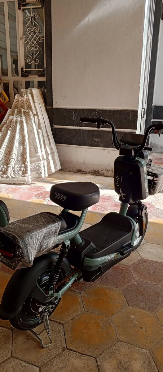 سلام عليكم دراجه شحن نوع ريان مواصفات اربع بطاريات كبار تشغل ملف 500 سعر 250 مكاني كربلاء طويريج بدايه شارع 40 للاستفسار واتساب ***********
