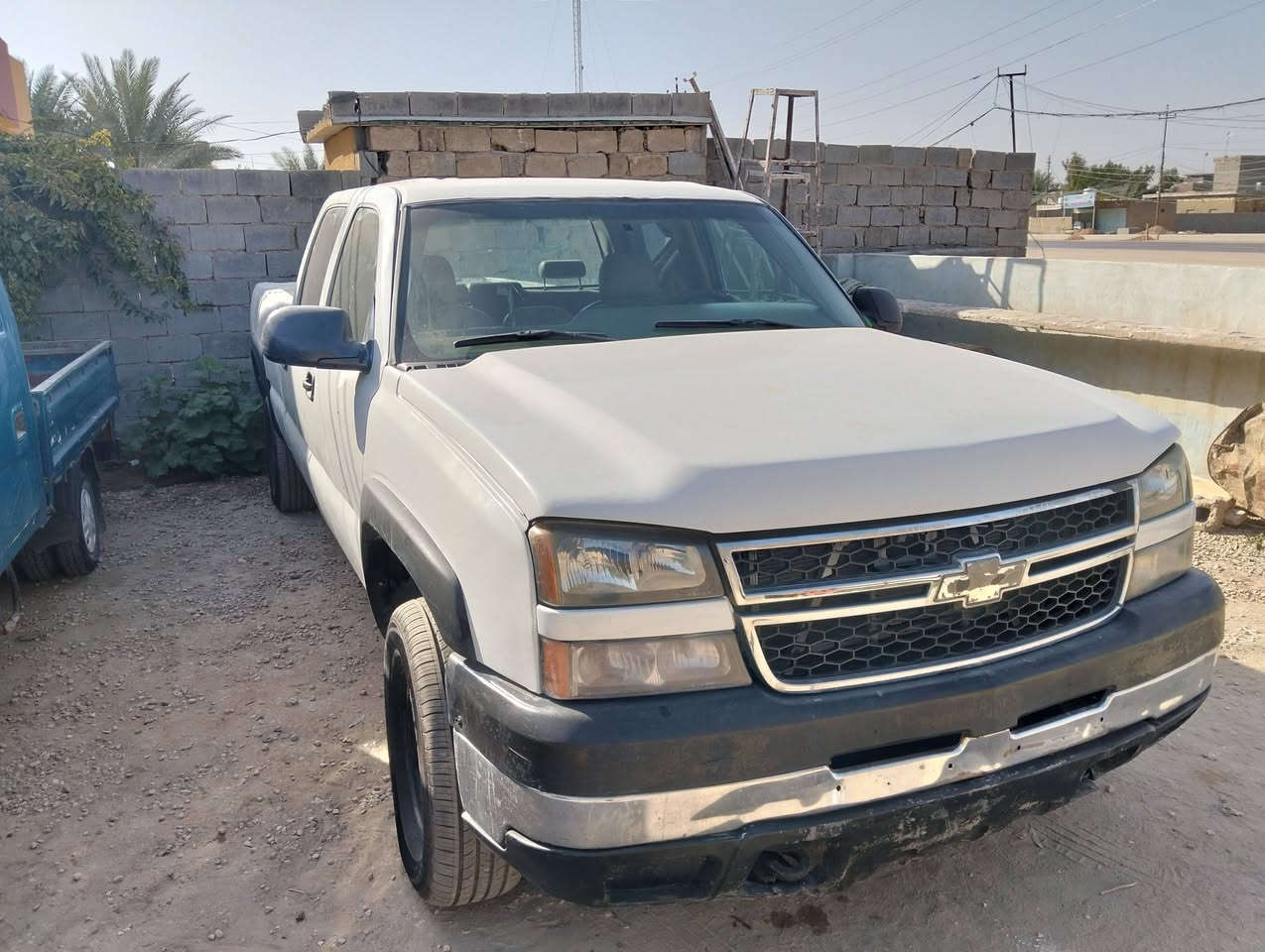 سلام عليكم سلفادور للبيع 2006 مزاد ***********
