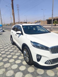 سورنتو 20 خليجيه للبيع فول مواصفات بيه بابين صبغ  السعر185 رقم 0771144...