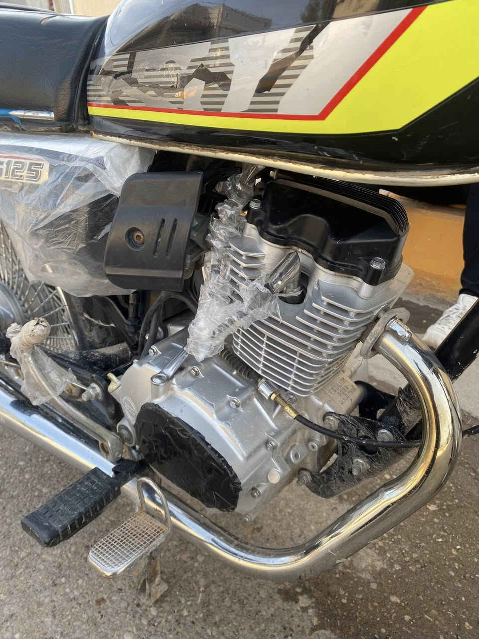 تايكر 2025 كفالة عامة سعر 725 وبيها مجال بسيط مكاني بعقوبة التحرير ***********
