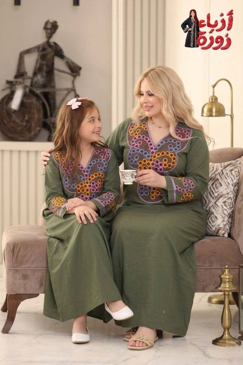 الدرزن اربع الوان يجي ١٢ قطعه الام و ١٢ قطعه البنت كشمير مصري  درجة اولى مكفول 
الام وبنتها السعر 170 الف مع توصيل يجن 24 قطة
قياس رقم 1/2/3
يلبس  وزن من 60/110
بضاعة شرط الفحص

يلبس وزن من ٦٠ الى ١٢٠

والبنت يلبس من عمر ٥ سنوات الى ١٢ سنه 

للحجز والاستفسار مراسله الرقم***********

اقل طلب درزن 
قطعة الام والبنت عليك ب ١٤ الف
