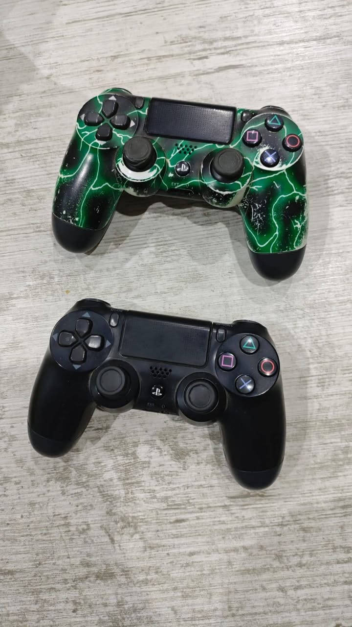 Play 4
مستعمل  ونظيف جدا
المساحه ١ تيرا
جويستك عدد ٢ 
مع حامل وشاحن بلي هديه

السعر 420  الف
سعر الجويستكات 30 الف

للاستفسار ***********
