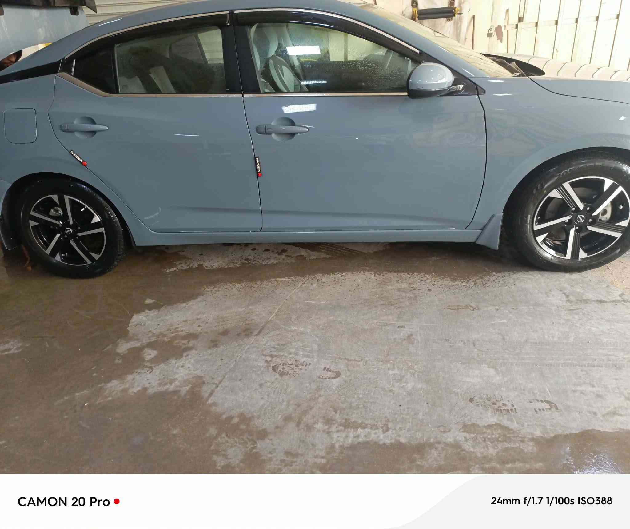 السلام عليكم
نيسان سنتره البيع فقط موديل 2024وارد امريكي رقم اربيل بسمي حادث فقط الصندوق لون مرغوب  السعر 155$مكان السياره الانيار الرمادي الاتصال على الرقم ***********
