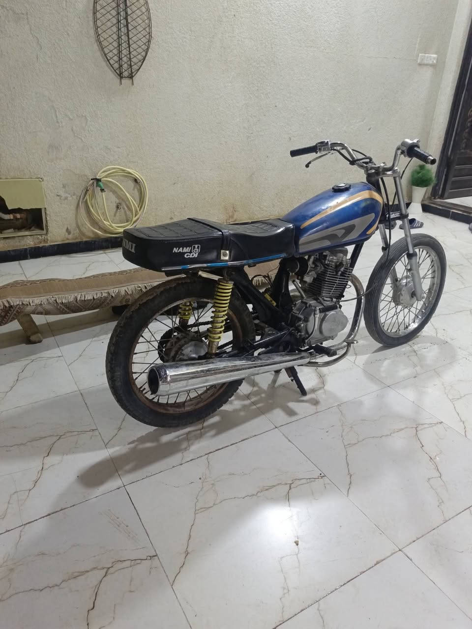 دراجه للبيع عوزها تاير امامي ب350وبيه مجال للشراي


**إذا كنت صاحب هذا الإعلان وتريد حذفه لأي سبب، رجاءا أرسل رسالة إلى الدعم الفني**