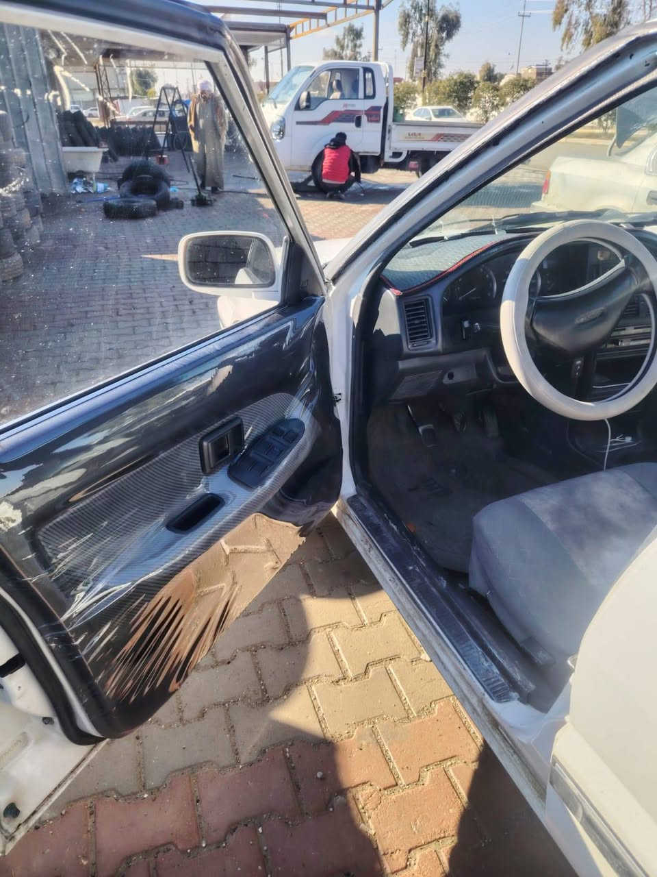 السلام عليكم سياره كورلا موديل 92 رقم كركوك السنويه ل ٣٠ عنوان السياره كركوك الحويجه سياره تدفئه بدون تبريد السعر ٤٥ وبيها مجال بسيط
***********
