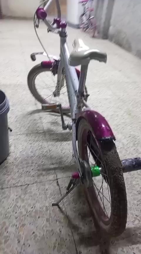 بيسكل البيع حجم18 جديد البيسكل تواصل واتساب ***********
