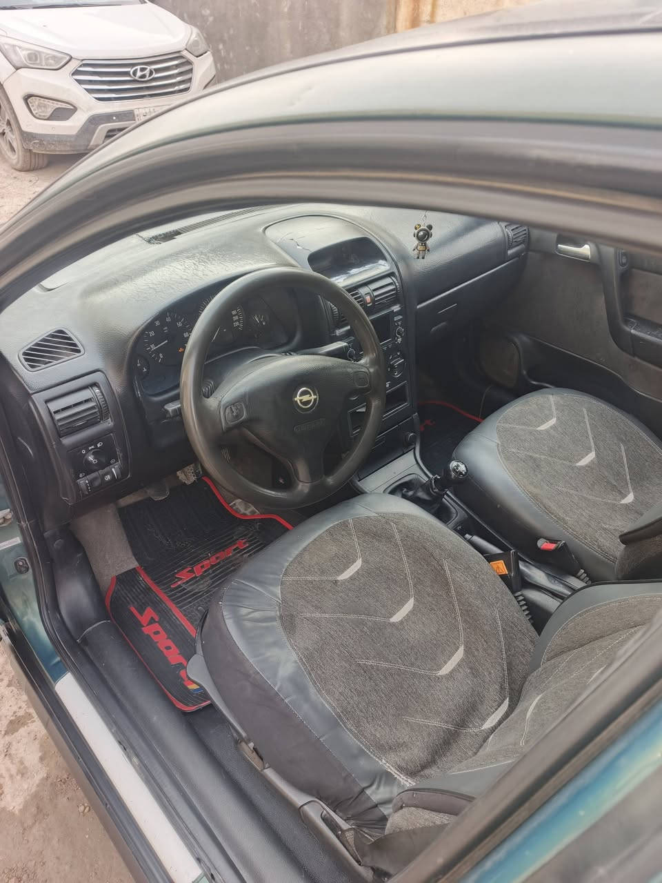 السلام عليكم استرا موديل ٢٠٠٢محرك وكير شرط تتفئه تبريد كهربائيات شغاله سيارة بلاديه وترايهه ل اربيل السعر  ٥٢ وبيهه مجال العنوان بغداد العامرية  ***********
