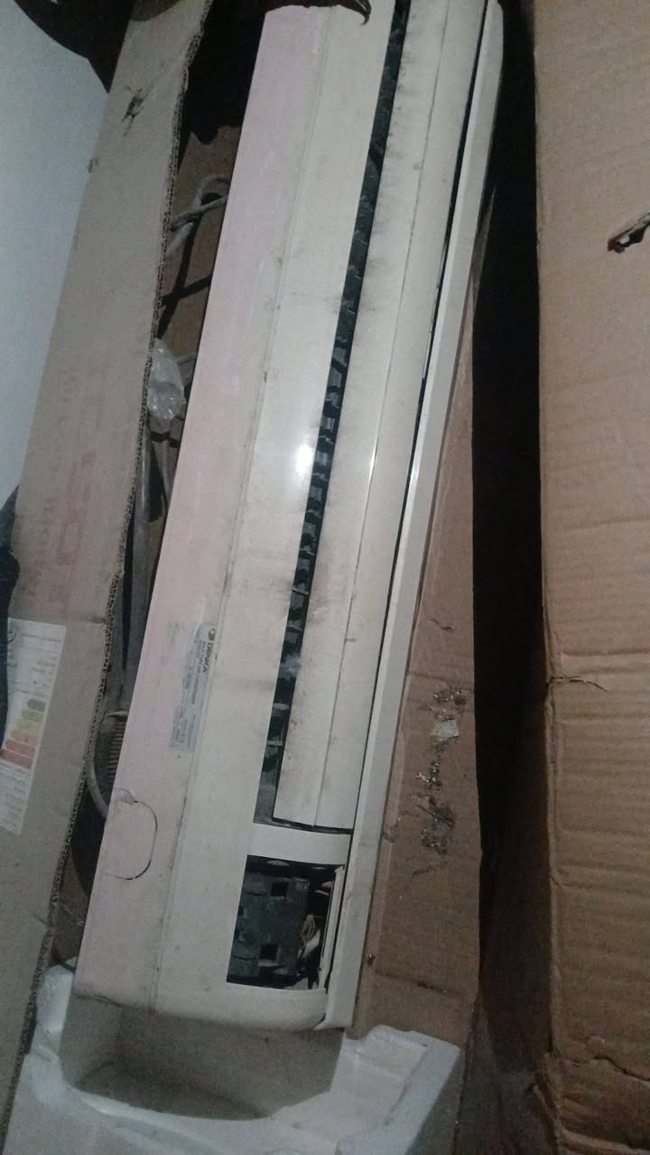 ٢طن دنكه وياه قطعه داخليه نظيفة احتياط وجاهز وتبريد السعر ٣٥٠


**إذا كنت صاحب هذا الإعلان وتريد حذفه لأي سبب، رجاءا أرسل رسالة إلى الدعم الفني**