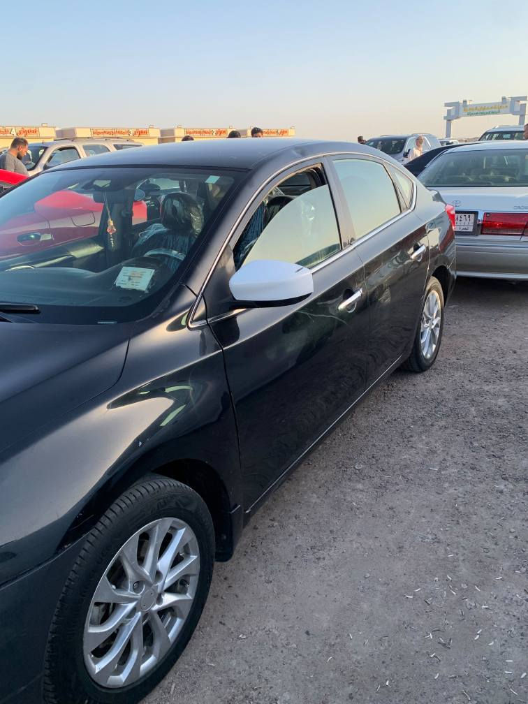سنتره ١٨ بسمي سنويه جديده رقم انكليزي
 بيها حادث جاملغ وبنيد 
وبيه قبق صندوق مبدل ولباقي شوف لعين سياره بسمي 
سعره ٩٢ وبيه مجال بسيط
بصمه تحكم ستيرن كامره خلفيه نضام ايكو وسبورت سياره حلوه مال بيت مكاني بصره معقل رقمي *********** كير ومكينه كفاله البصرة, العراق
