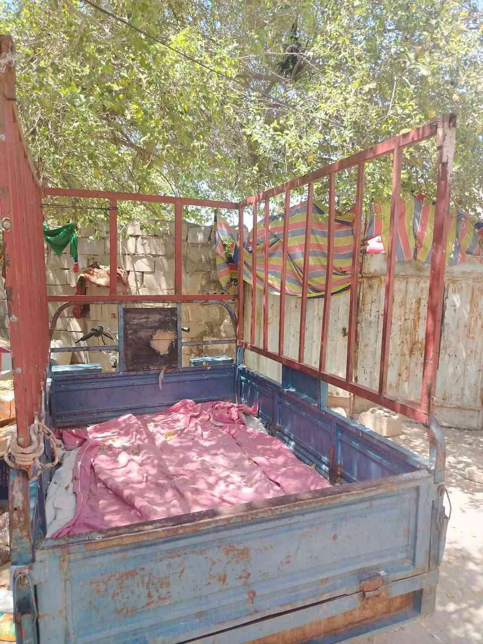 السلام عليكم
محجر للبيع سعر 40 وبي مجال


**إذا كنت صاحب هذا الإعلان وتريد حذفه لأي سبب، رجاءا أرسل رسالة إلى الدعم الفني**