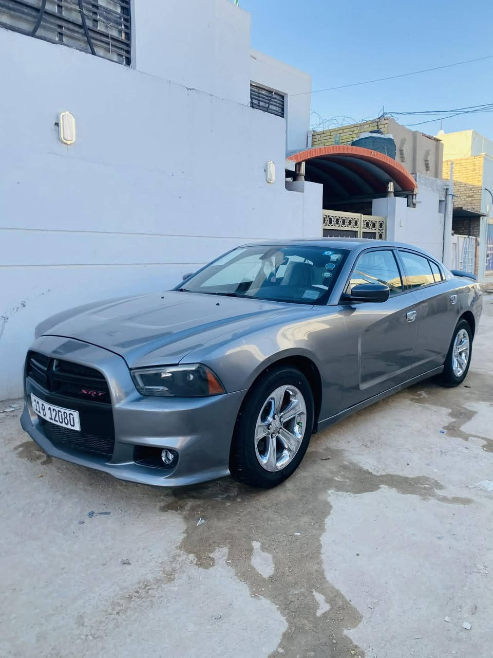 السلام عليكم رمضان كريم عليكم شباب جارجر موديل 11 للبيع كفاله عامه فقط رش كد شبر بالباب الخلفي ورا الصدر جديده السياره مامشتغله خط ولاماشيه مال بيت مكينه كير حداديه اكسل تبريد كله ع وضع الشركه السياره احلى من الصور السعر 148 وبيه مجال بصيط اني مكلف بالنشر مكان السياره الديوانيه اتصلو ع الرقم ***********
