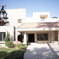 فيلا للايجار • المنصور الاميرات • ١٠٠٠م