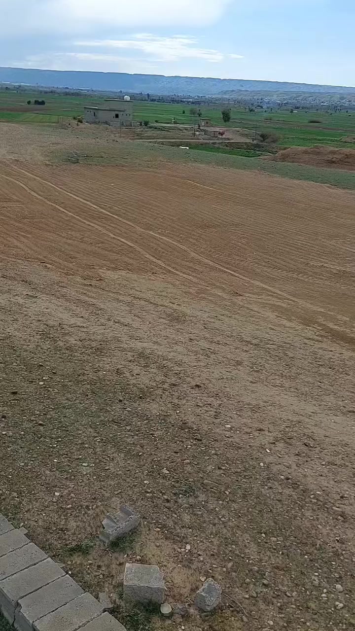 كاع للبيع يرهم مقدمه وقصاط 
متع عيونك بهيج منظر طبيعي وام كلثوم تاخذها هديه 
بس جماعه امسح منشورك الكاع ليه اني اشتريها بطلو هل خصيله 
***********
