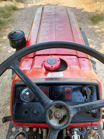 السلام عليكم للبيع مكينه ينمرشركه حجم 18مع رفاسه مكان بغداد الاتصال على الرقم ***********
