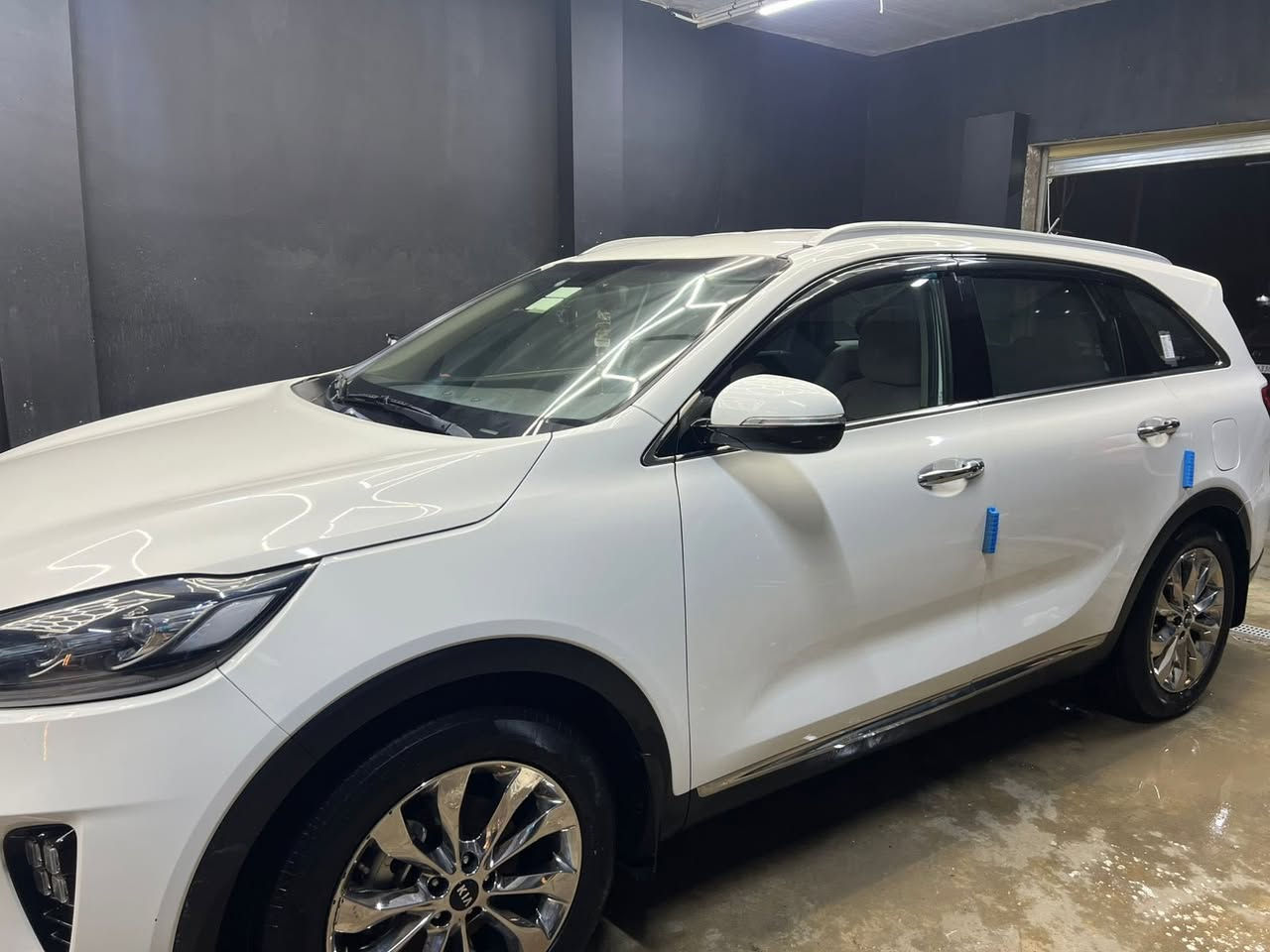 السلام عليكم
كيا سورنتو ٢٠١٩ 
٦ سلندر 
٧ راكب 
كشنين كهرباء 
مكفوله كفاله عامه 
ماشيه : ٦٩ الف 
للاستفسار ع الرقم : ***********
