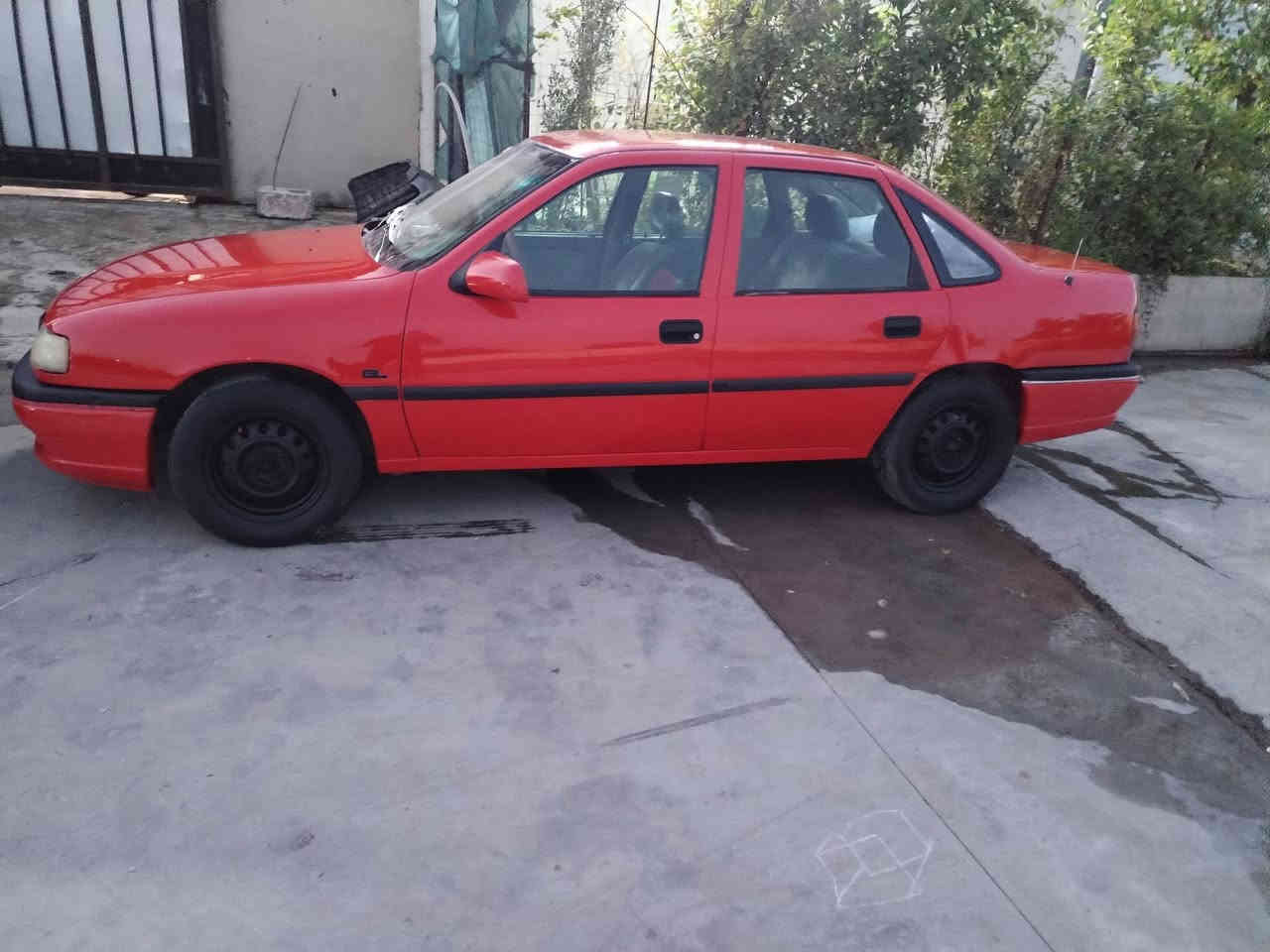 للبيع اؤبل فكترا موديل ٨٩گير عادي رقم كركوك مشروع وطني مجدده لل ٣٠ تحويل مباشر صبغ جماليه بدون طخه سيارة معمره كير ومحرك مابي عيب  حجم ٢٠ سنوية بأسمي مقدم عالبطاقة بعد ماطلعت سعر ٤٠ وبيها مجال رقم الاتصال ***********
