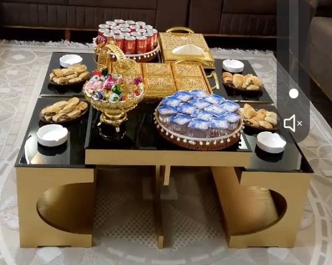 ميز واربع طبلات للبيع رجا المايشتري لا يحجز وبعدين يلغي الحجز سعر 80 الف جديد ليلة العيد اشتريتهم سبب بيع غرفه صغيره ماكو مجال لهذا جايه ابيعو


**إذا كنت صاحب هذا الإعلان وتريد حذفه لأي سبب، رجاءا أرسل رسالة إلى الدعم الفني**