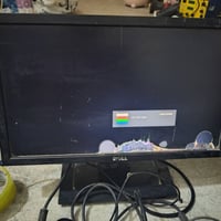 ٣ شاشات • شغالات • ٢ مضروبين